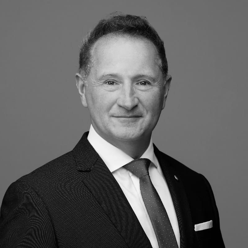 Phil Garbut headshot
